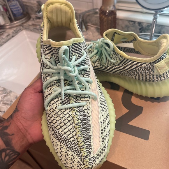 Yeezy Boost Lime Adidas Yeezy Boost 350 V2 Lime And Black